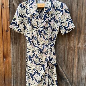 Gorgeous, Vintage Silk, Wrap Dress By Adrianna Papell. “Safe-Silk”